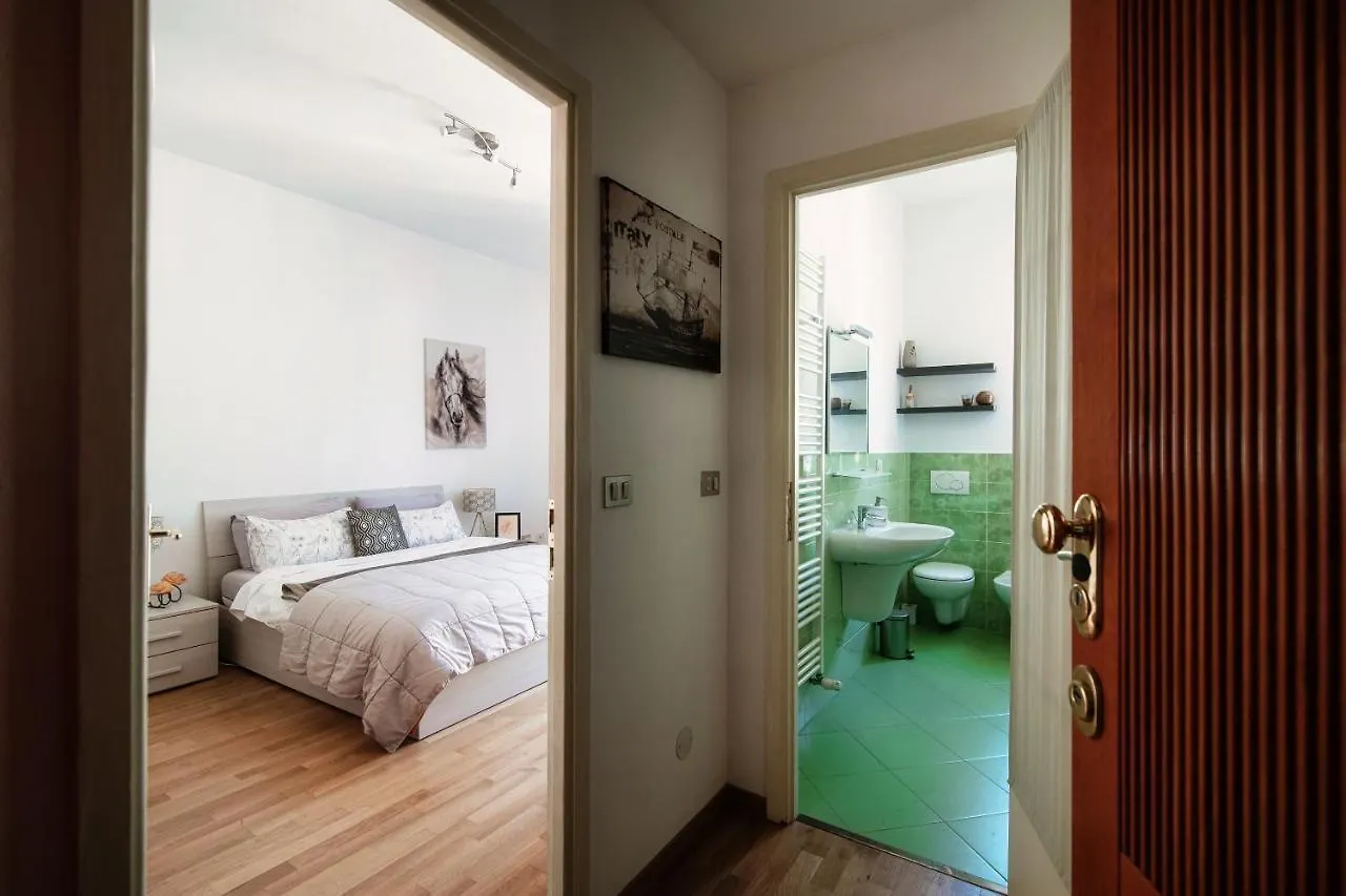 Lägenhet Anna'S Home Super Cozy Flat, With A/C, High Speed Wifi, Near The Lake And Public Transport Como